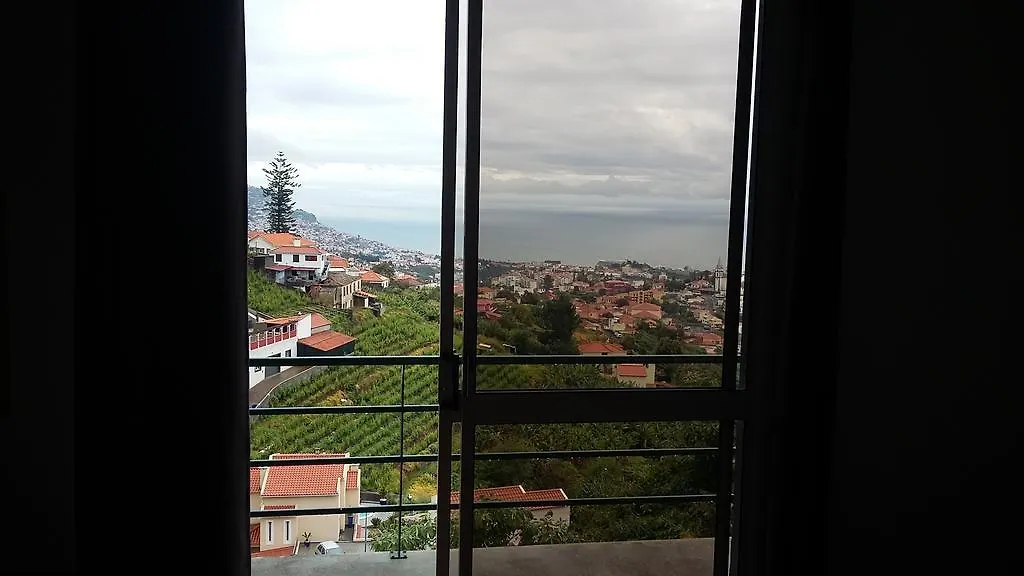 Vista Funchal Daire 0*,